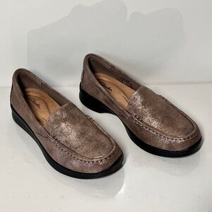 Clarks Ellowyn Lux Leather/Textile Slip-Ons
